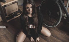 100无遮拦美女照片